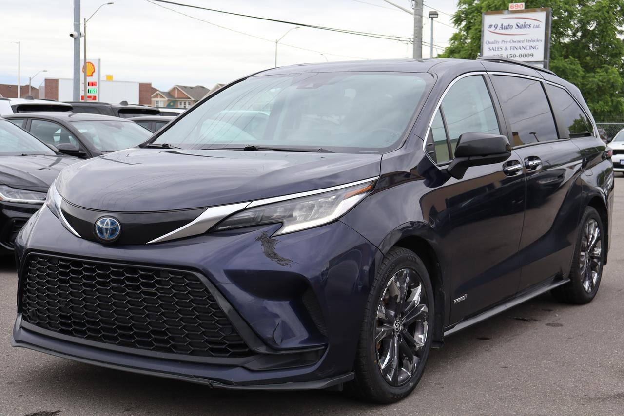 2021 Toyota Sienna XSE 7 PASSNGER Photo