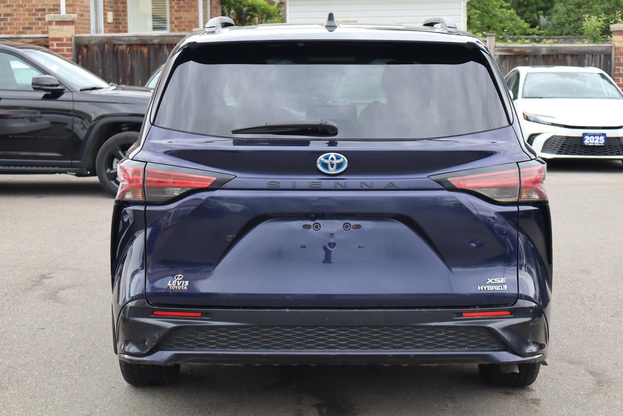 2021 Toyota Sienna XSE 7 PASSNGER Photo