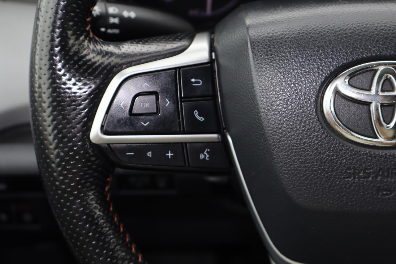 2021 Toyota Sienna XSE 7 PASSNGER Photo