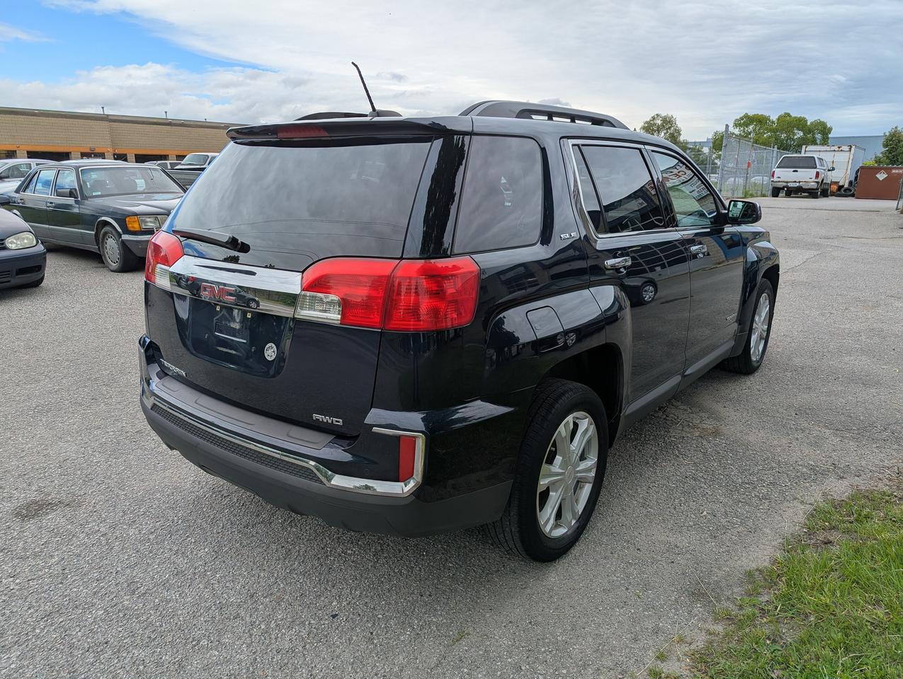 2017 GMC Terrain "4X4 SUV Sport" certified + FREE 6M warranty Photo