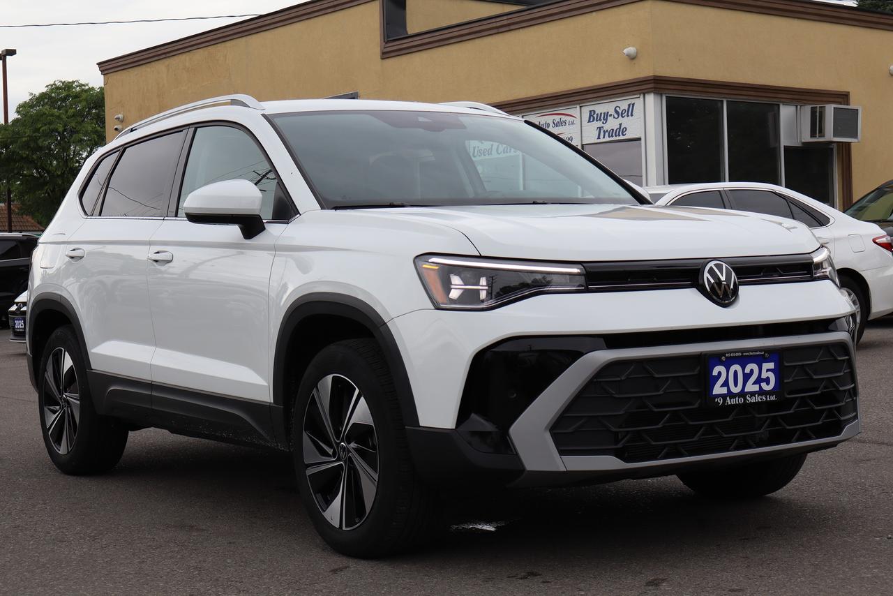 2025 Volkswagen Taos Comfortline 4Motion Photo0