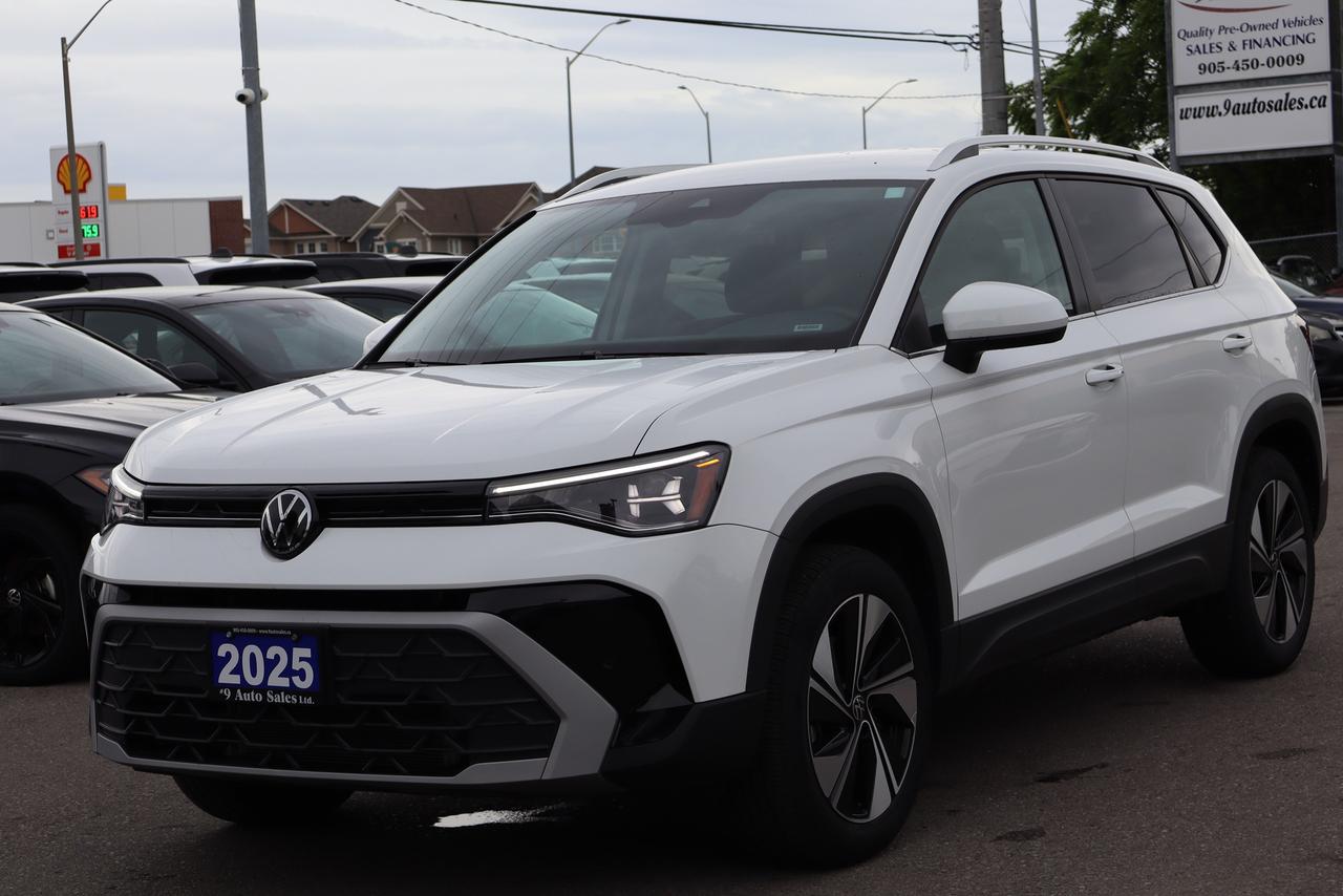 2025 Volkswagen Taos Comfortline 4Motion Photo