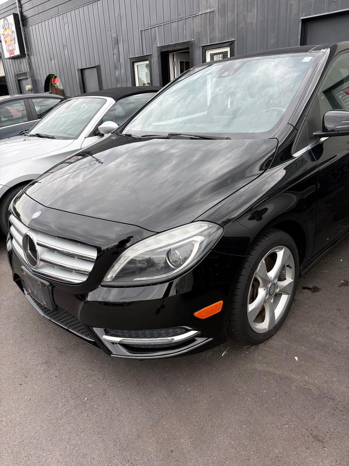 2014 Mercedes-Benz B-Class 4dr HB B 250 Sports Tourer Photo2