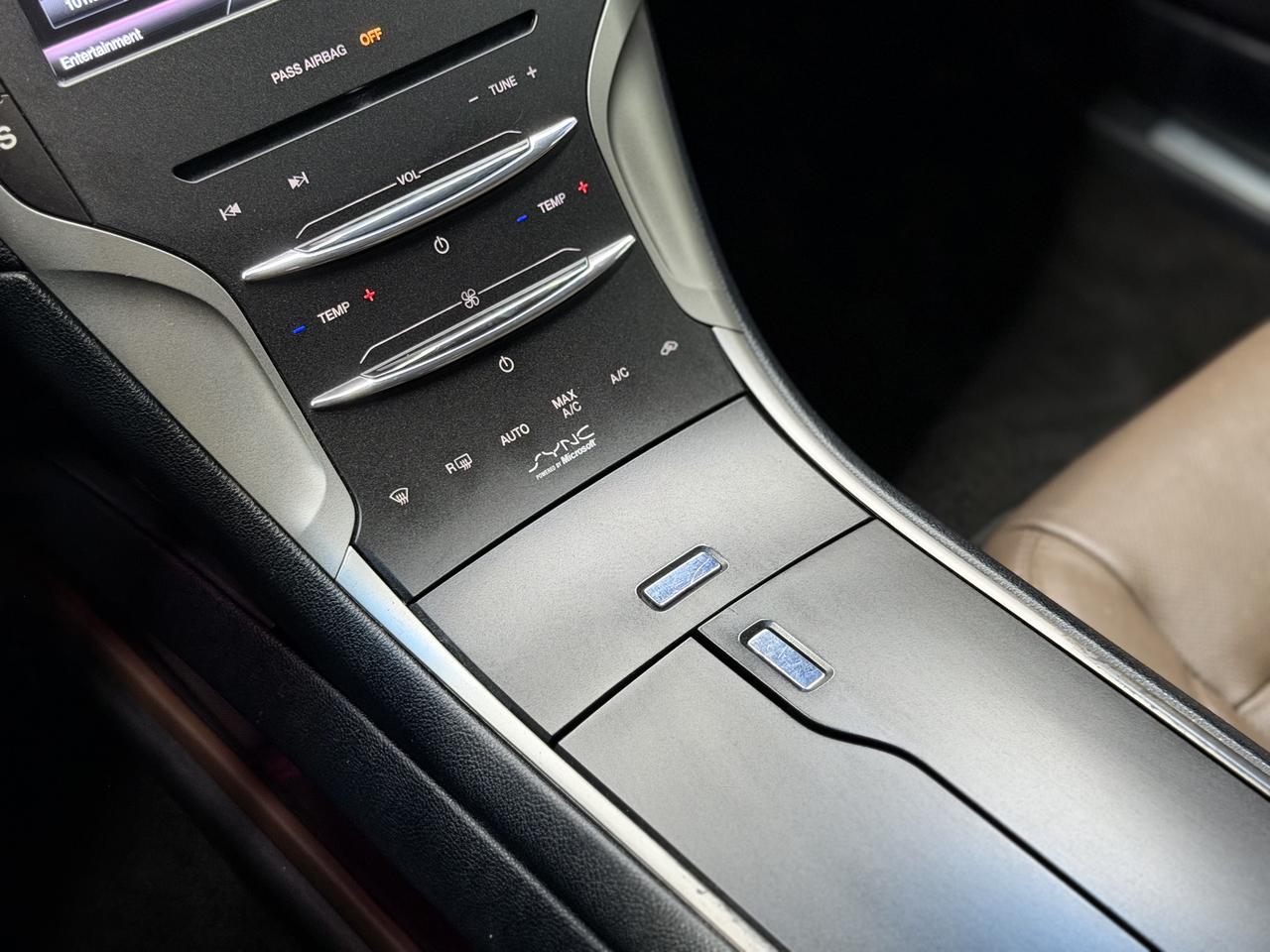 2015 Lincoln MKZ NAV|BACKUP|COOLED SEATS|SUNROOF|SERVICE RECORDS| Photo