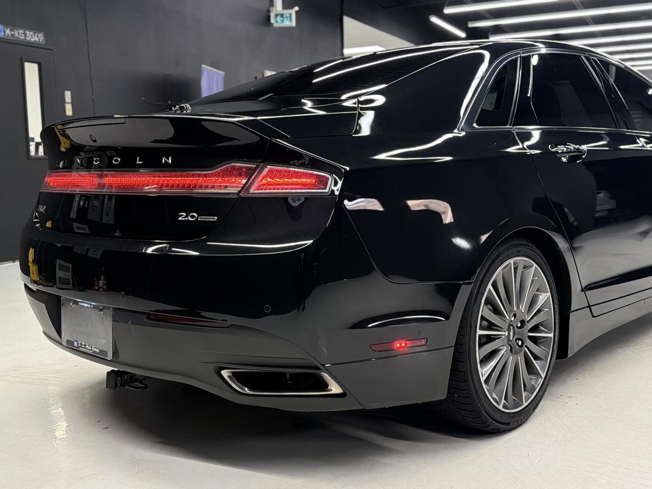 2015 Lincoln MKZ NAV|BACKUP|COOLED SEATS|SUNROOF|SERVICE RECORDS| Photo