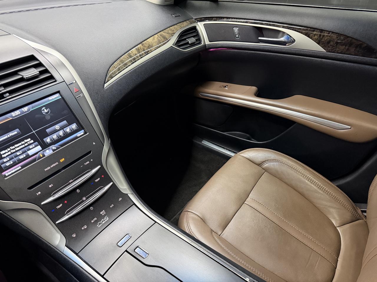 2015 Lincoln MKZ NAV|BACKUP|COOLED SEATS|SUNROOF|SERVICE RECORDS| Photo