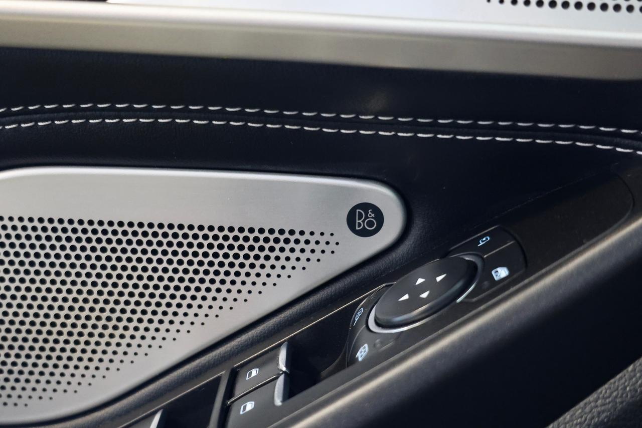 2020 Ford Explorer ST 4WD - 6PASS|PANO|NAVI|CAMERA|BANG&OLUFSEN Photo