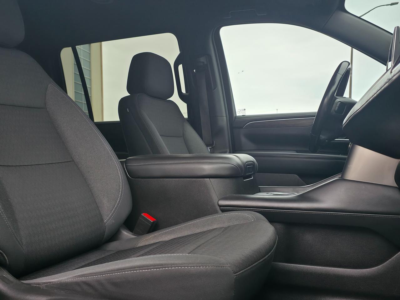2021 Chevrolet Suburban 4WD LS *DURAMAX POWERED* Photo