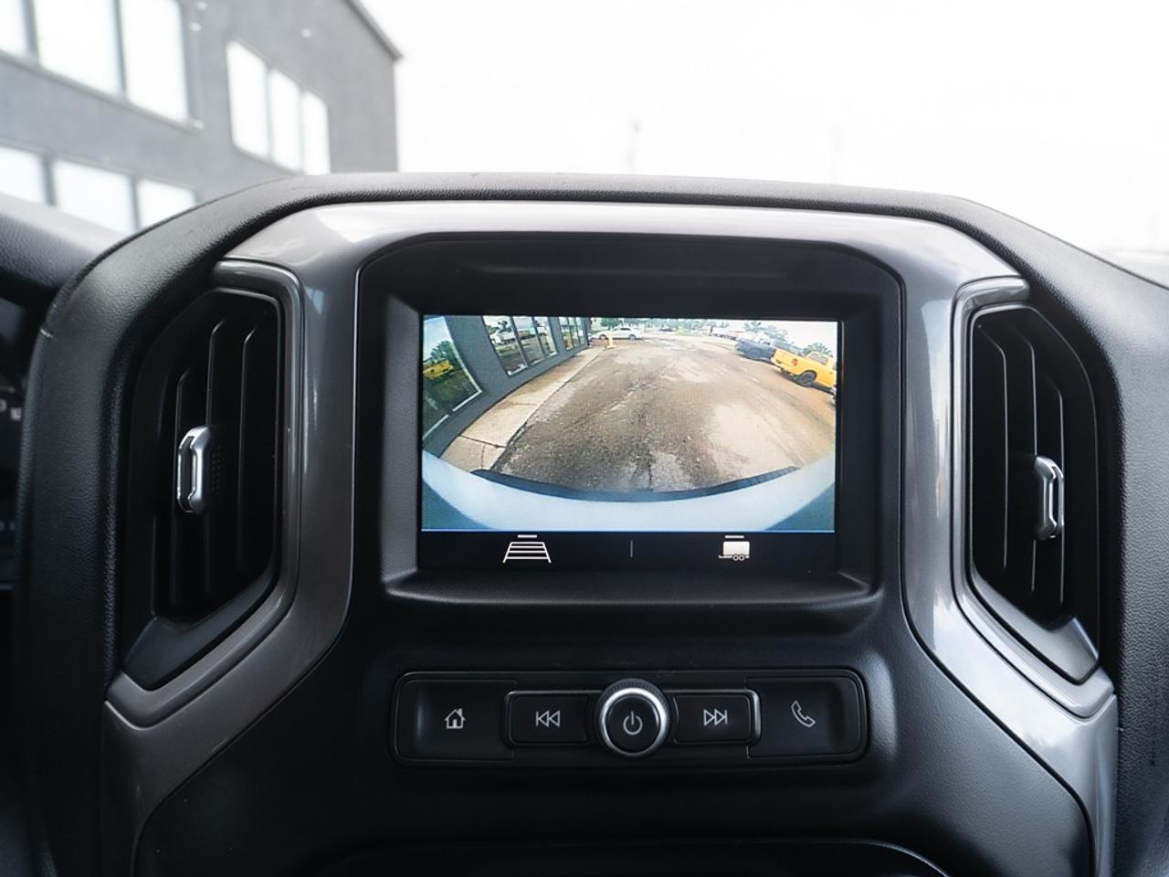 2020 Chevrolet Silverado 2500 4WD Crew CAB Photo14