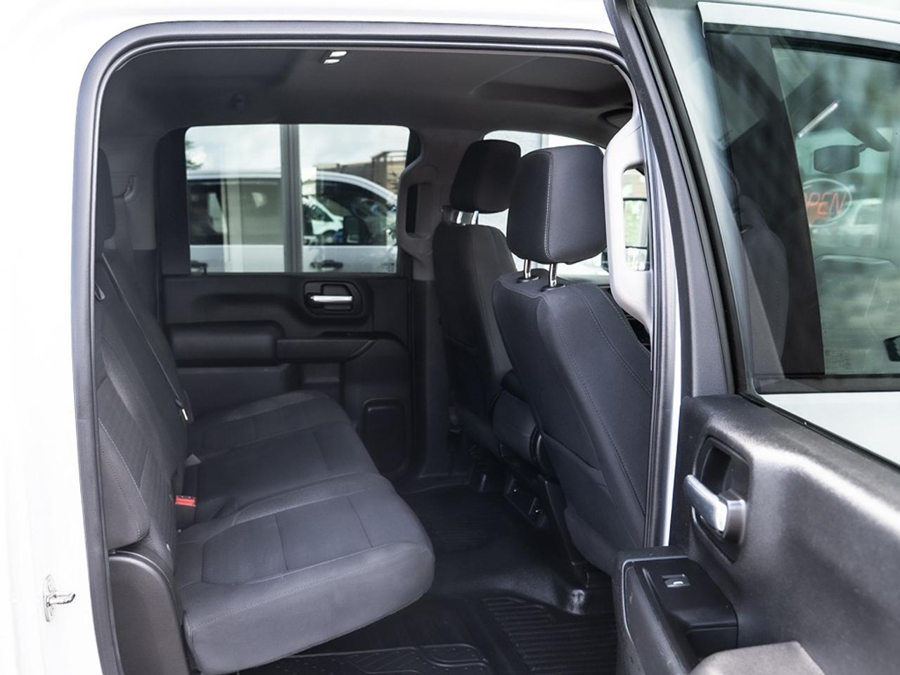 2020 Chevrolet Silverado 2500 4WD Crew CAB Photo18
