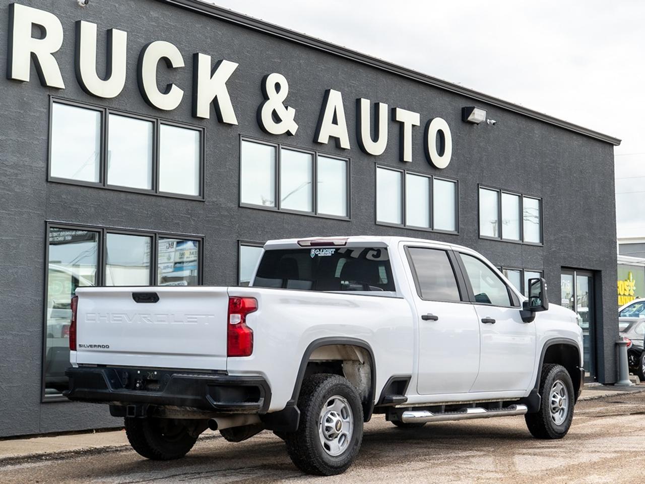 2020 Chevrolet Silverado 2500 4WD Crew CAB Photo26
