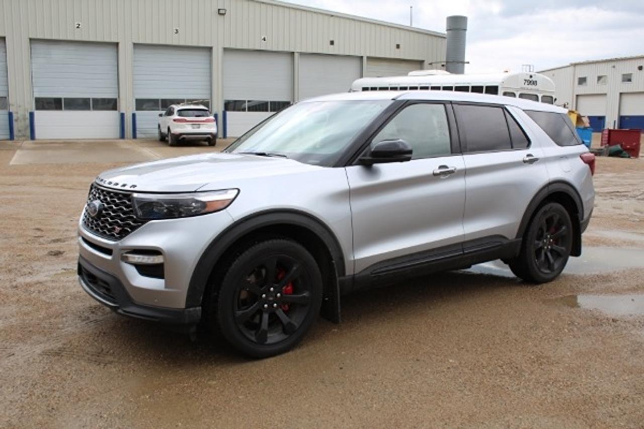 2022 Ford Explorer ST  4WD w/H&C Leather, pano S/R, NAV, BUC - Photo #1