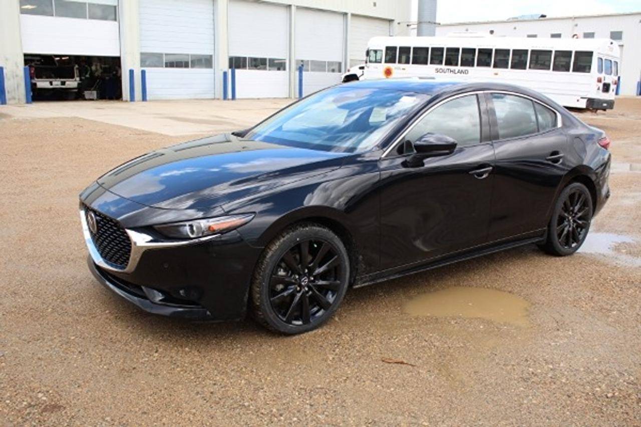 2024 Mazda MAZDA3 GT AWD Sky Activ-G w/Htd Leather, S/R, NAV, BUC - Photo #1