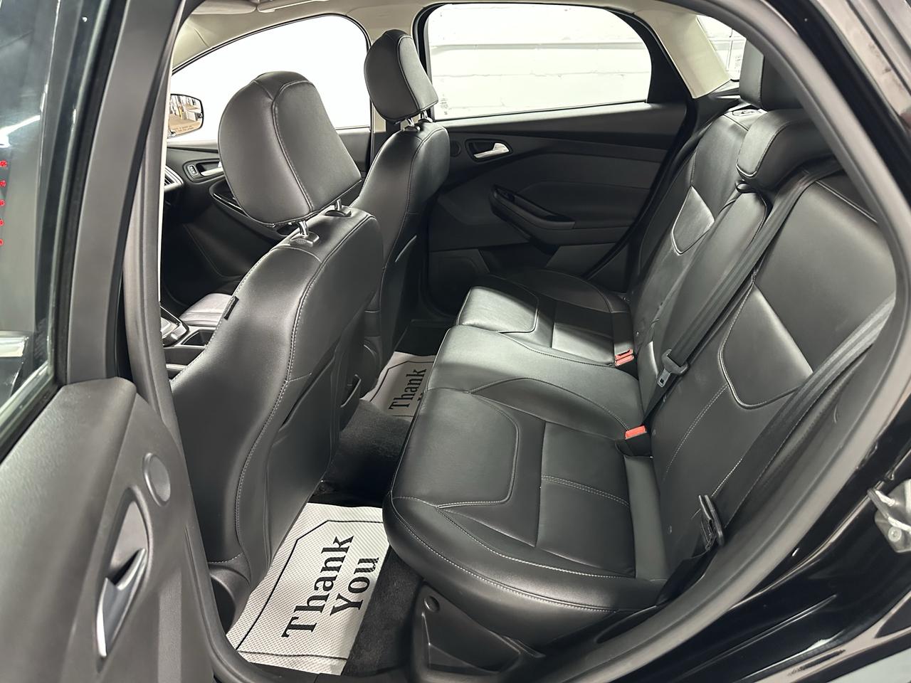 2018 Ford Focus Titanium | CLEAN CARFAX | SUNROOF | REMOTE START Photo8