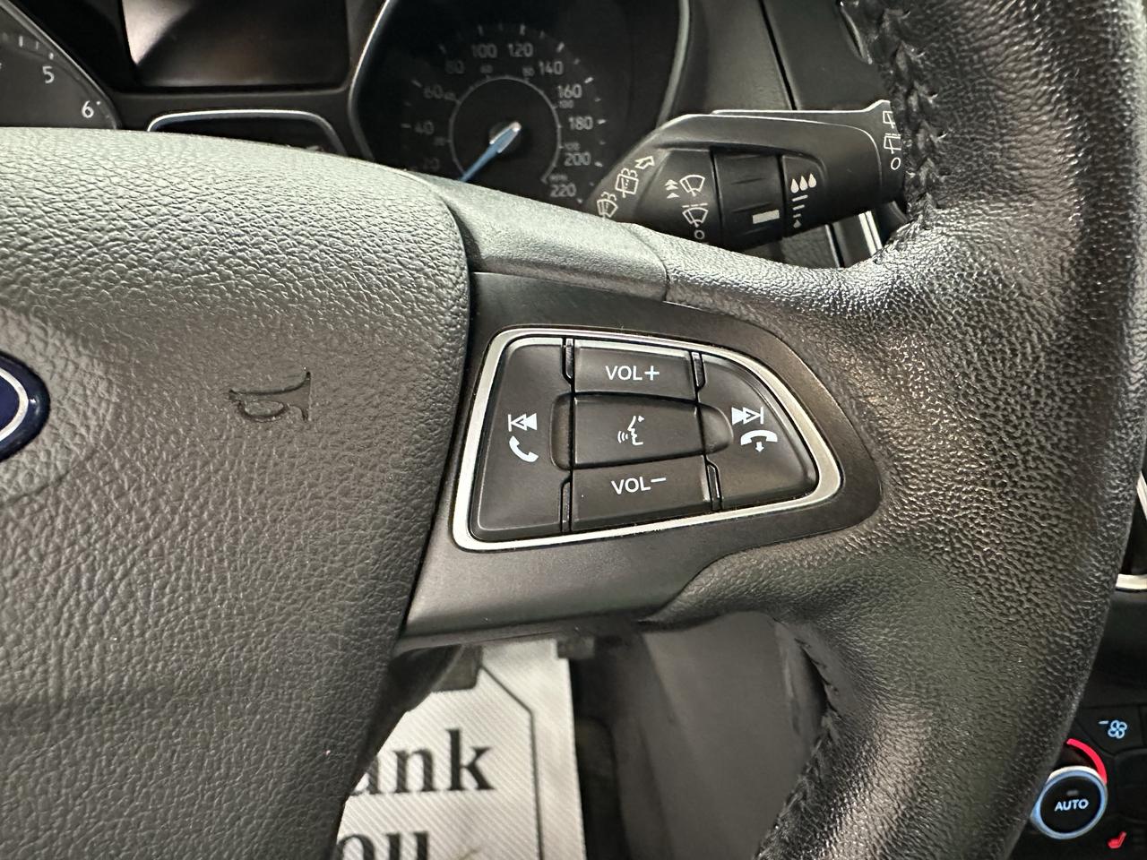 2018 Ford Focus Titanium | CLEAN CARFAX | SUNROOF | REMOTE START Photo15