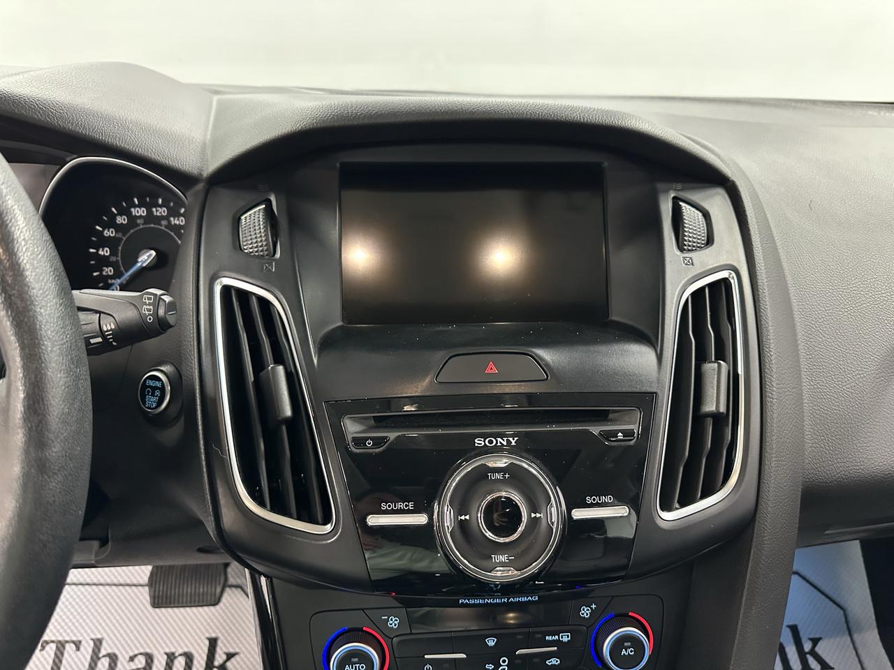 2018 Ford Focus Titanium | CLEAN CARFAX | SUNROOF | REMOTE START Photo34