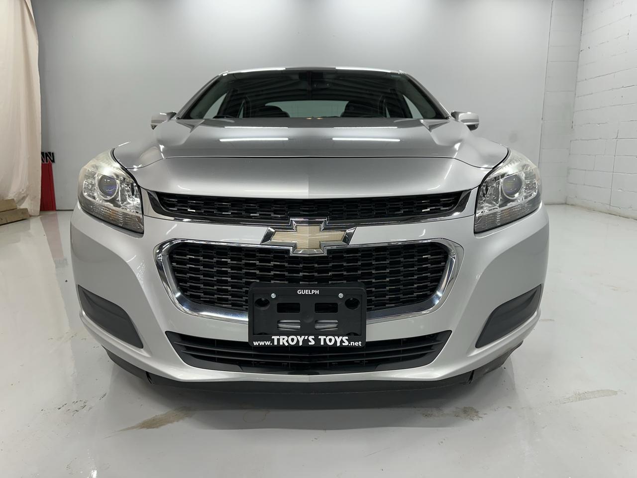 2015 Chevrolet Malibu 4dr Sdn LT w/1LT Photo