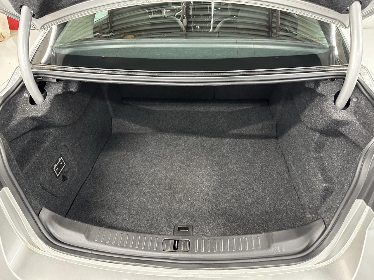 2015 Chevrolet Malibu 4dr Sdn LT w/1LT Photo19