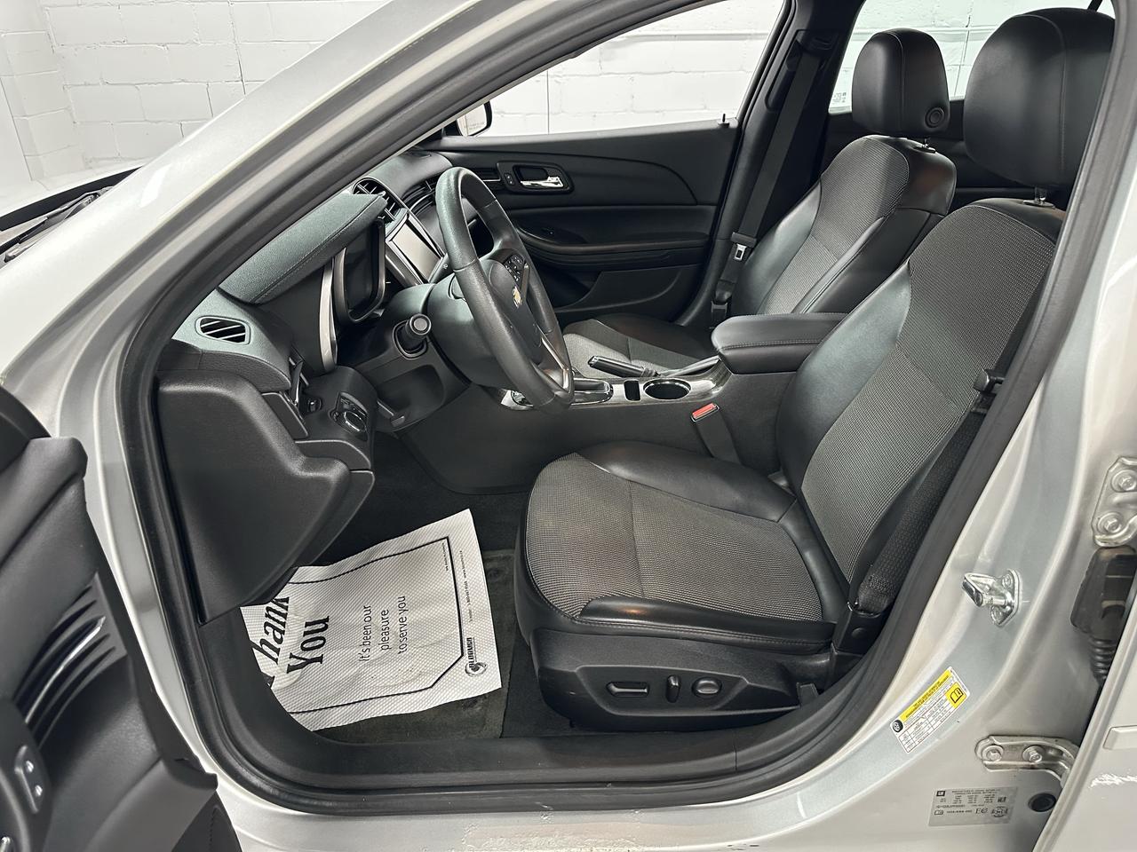 2015 Chevrolet Malibu 4dr Sdn LT w/1LT Photo14