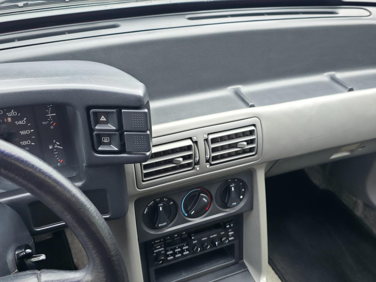 1987 Ford Mustang GT Foxbody *MANUAL 302ci V8* Photo