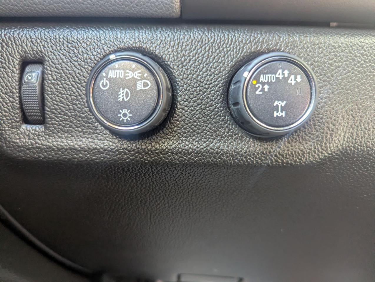 2019 Chevrolet Colorado 4WD Z71 WITH NAVIGATION!! Photo