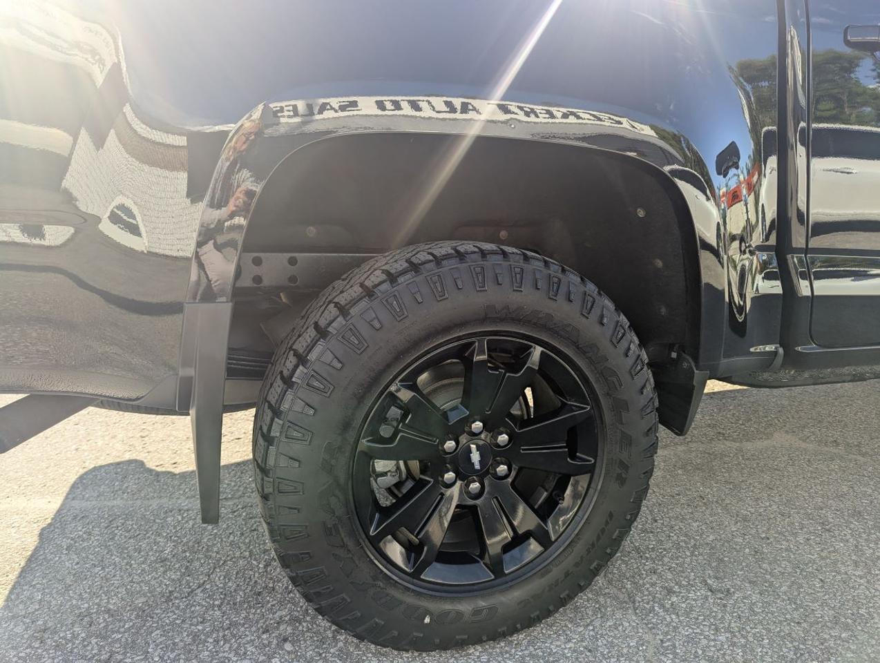 2019 Chevrolet Colorado 4WD Z71 WITH NAVIGATION!! Photo3