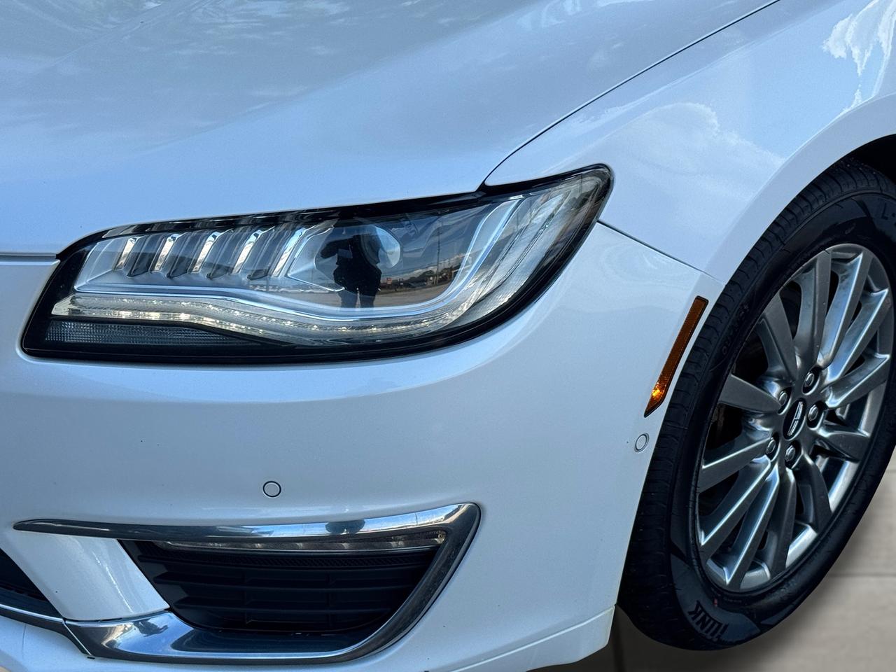 2017 Lincoln MKZ Reserve AWD+Pano Roof+Adaptive Cruise+COOLED Seats Photo
