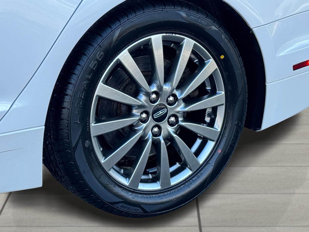 2017 Lincoln MKZ Reserve AWD+Pano Roof+Adaptive Cruise+COOLED Seats Photo