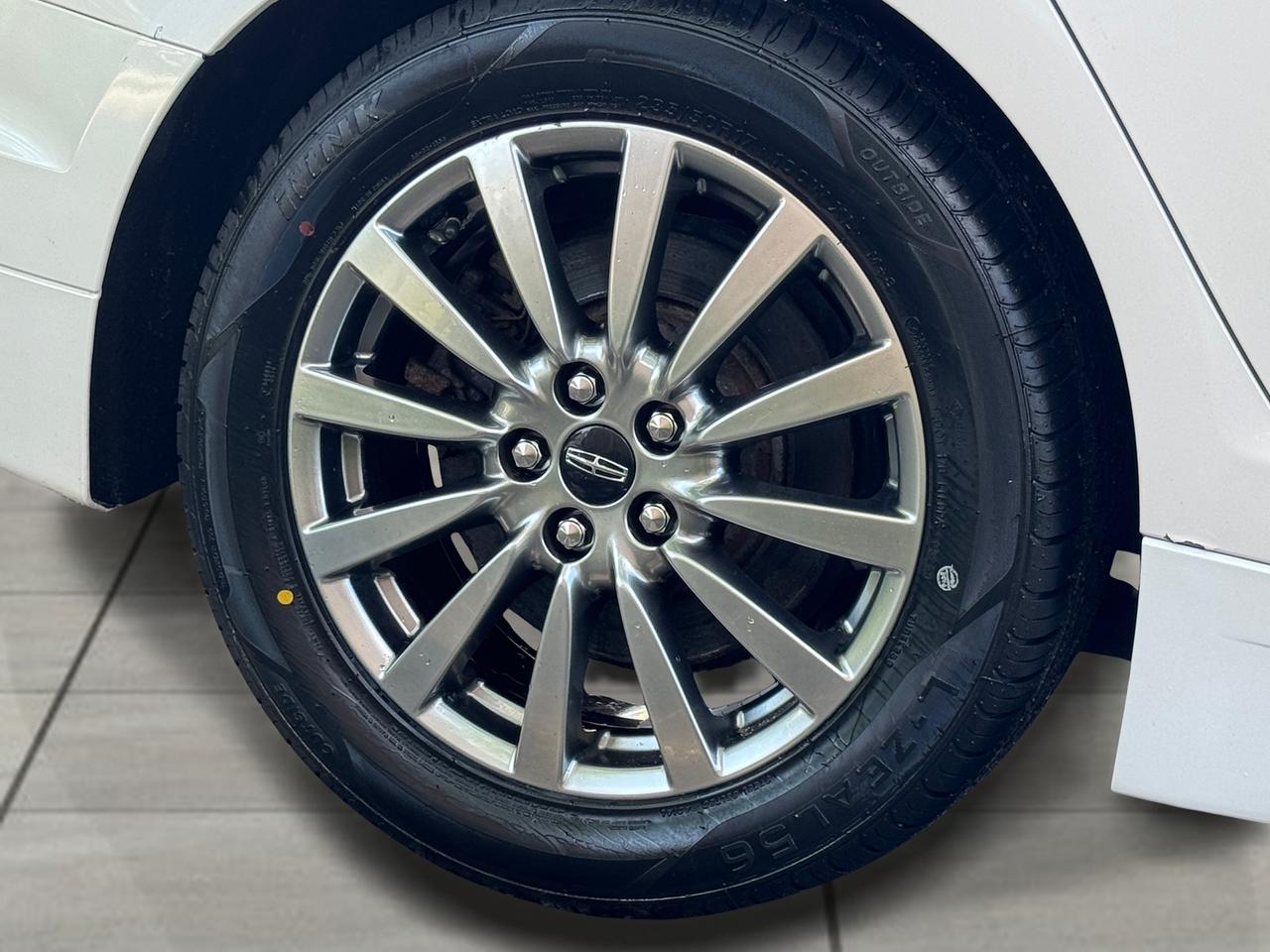 2017 Lincoln MKZ Reserve AWD+Pano Roof+Adaptive Cruise+COOLED Seats Photo