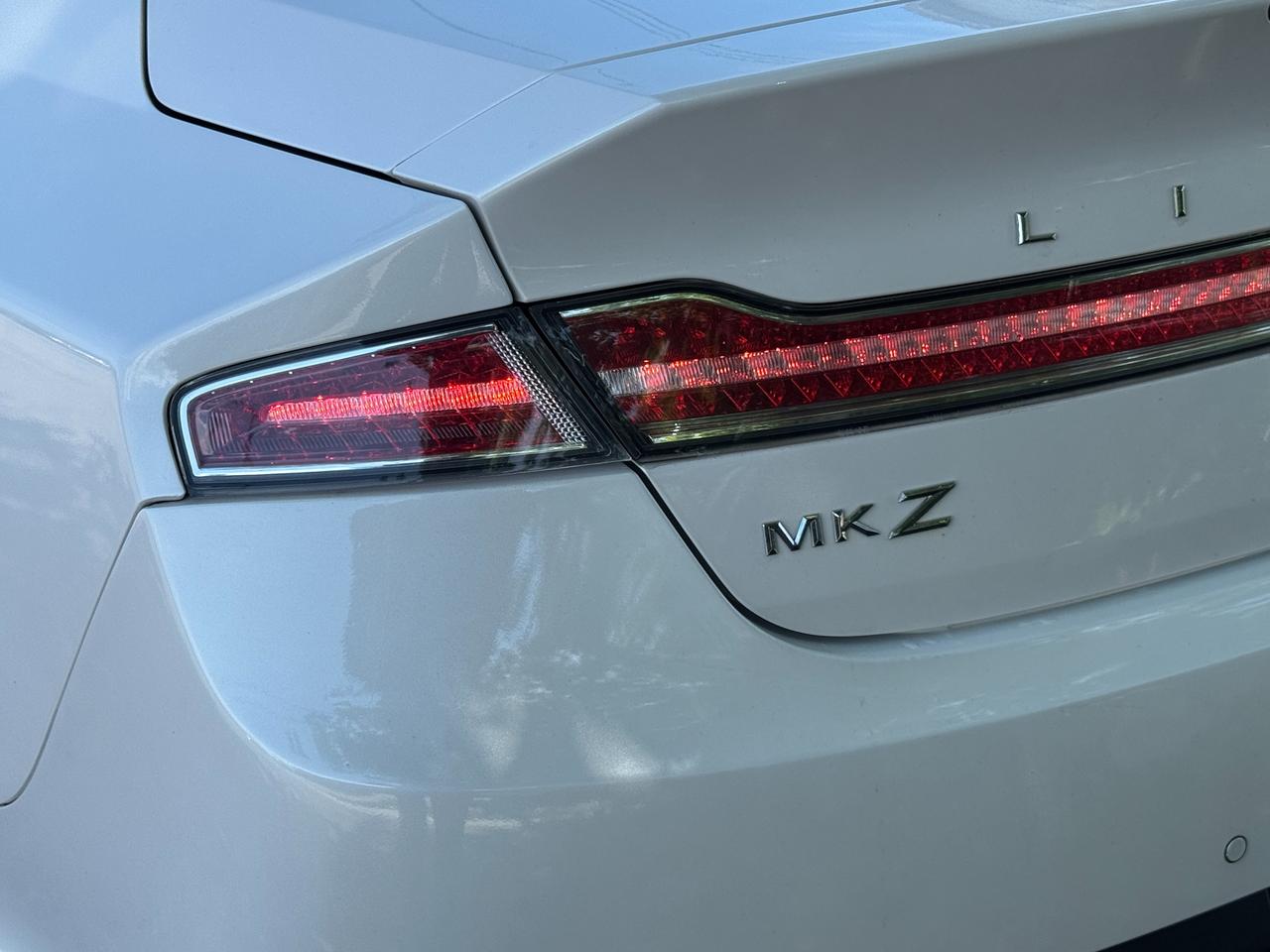 2017 Lincoln MKZ Reserve AWD+Pano Roof+Adaptive Cruise+COOLED Seats Photo