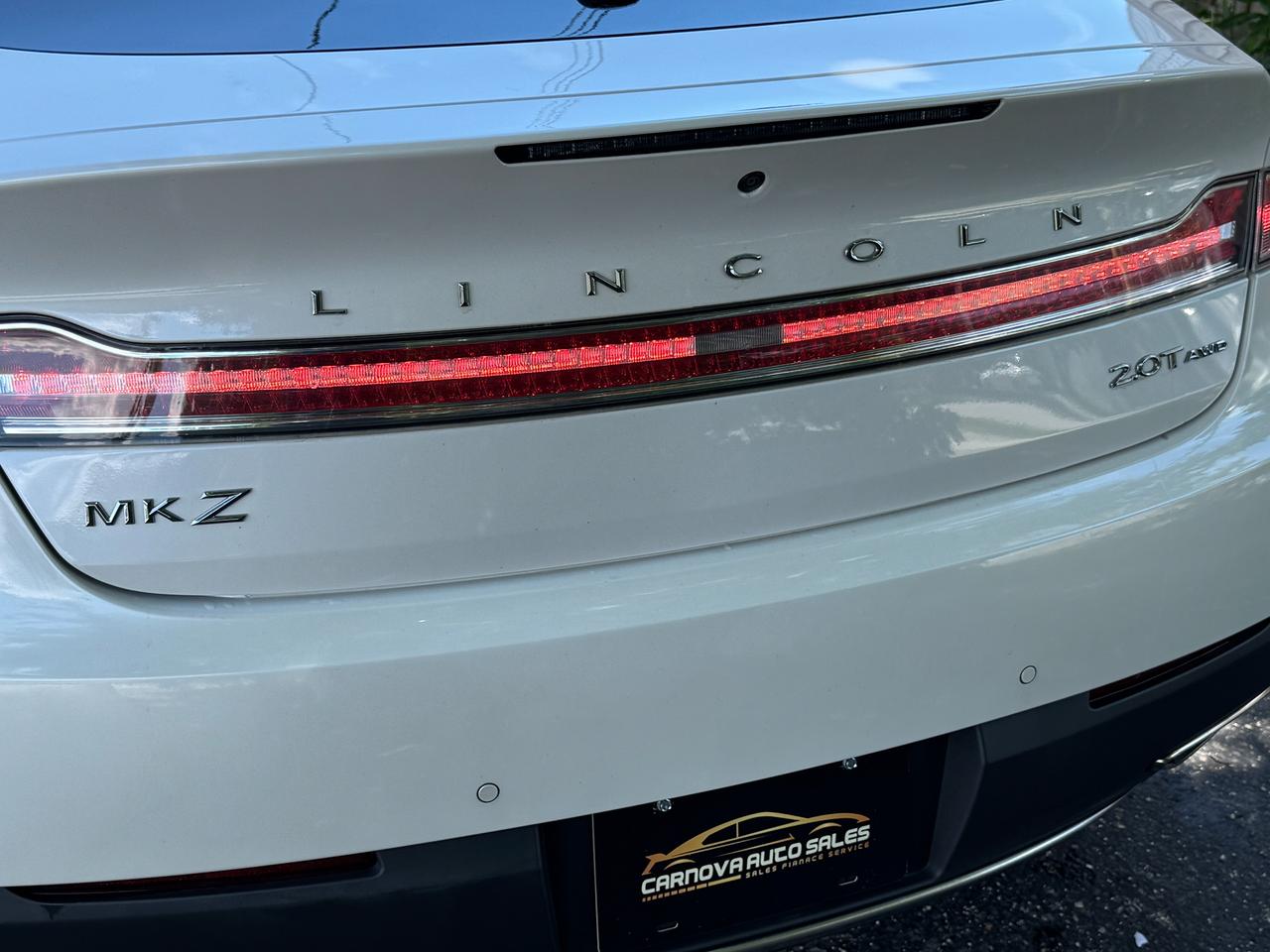 2017 Lincoln MKZ Reserve AWD+Pano Roof+Adaptive Cruise+COOLED Seats Photo