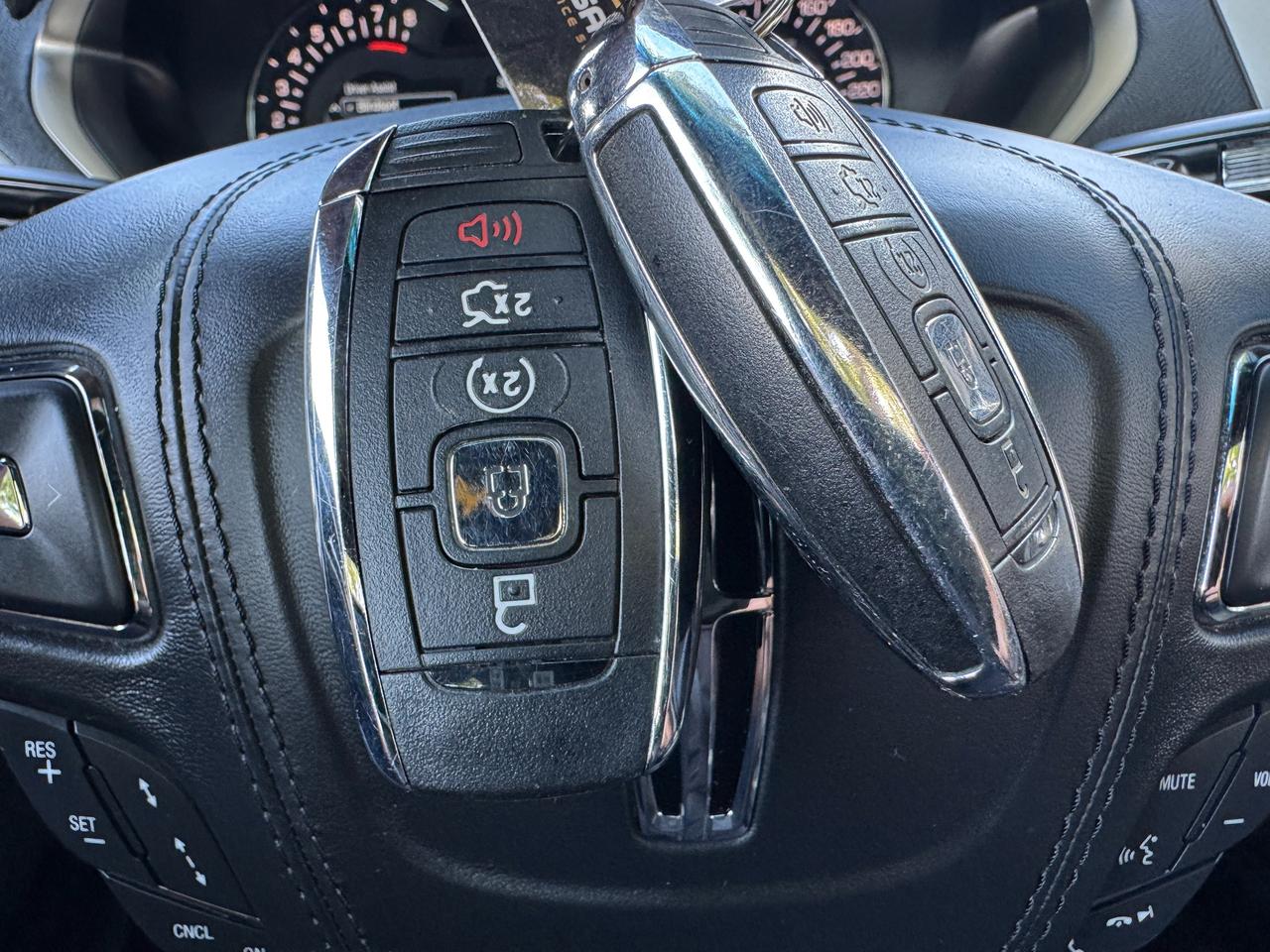 2017 Lincoln MKZ Reserve AWD+Pano Roof+Adaptive Cruise+COOLED Seats Photo