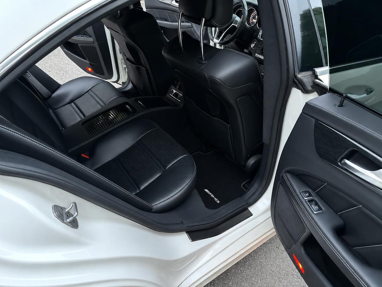 2014 Mercedes-Benz CLS-Class 4dr Sdn CLS 63 AMG S-Model Photo