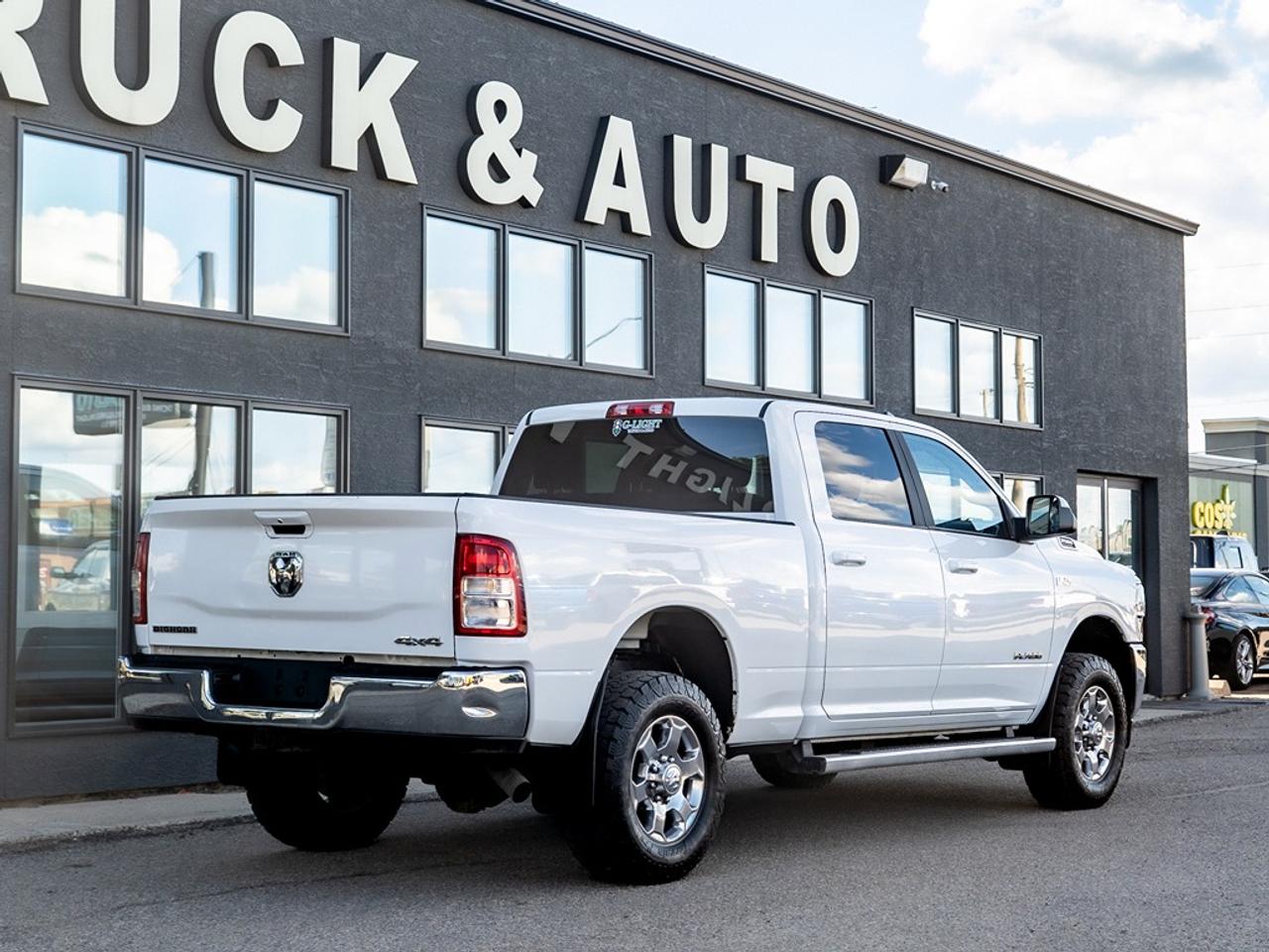 2020 RAM 2500 Big Horn 4x4 Crew Cab Photo5