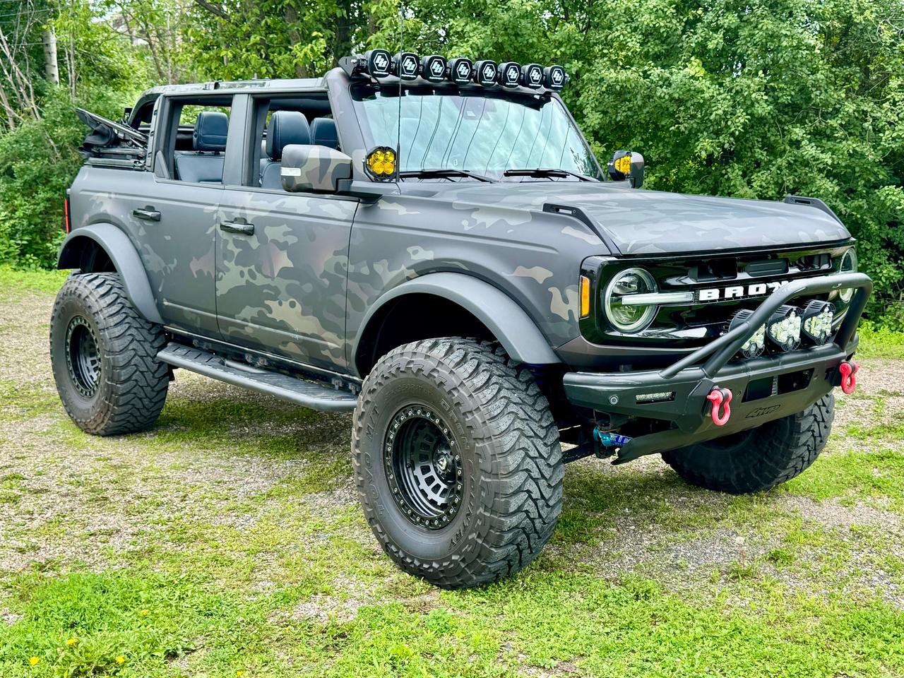 2021 Ford Bronco Outer Banks Advanced 4x4 Lifted | Whipple Tuned Photo2