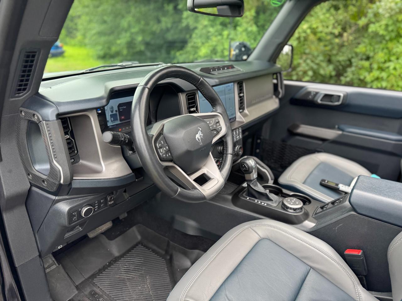 2021 Ford Bronco Outer Banks Advanced 4x4 Lifted | Whipple Tuned Photo