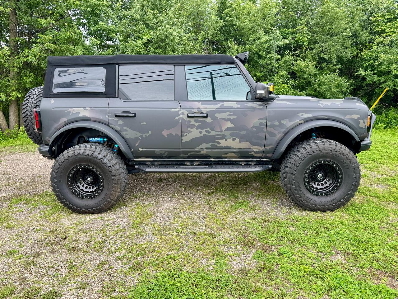 2021 Ford Bronco Outer Banks Advanced 4x4 Lifted | Whipple Tuned Photo