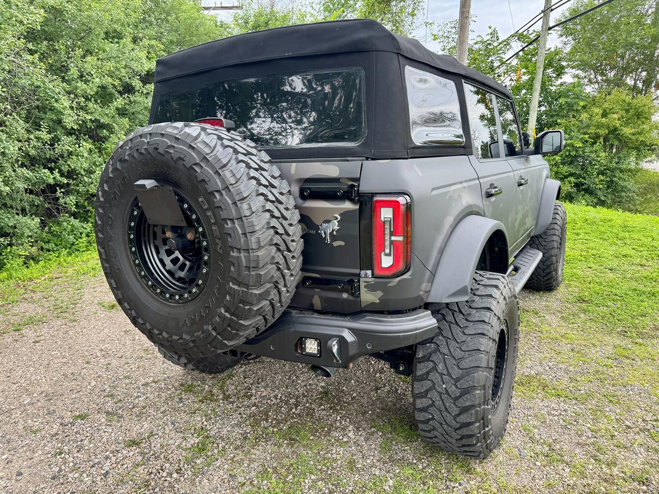 2021 Ford Bronco Outer Banks Advanced 4x4 Lifted | Whipple Tuned Photo
