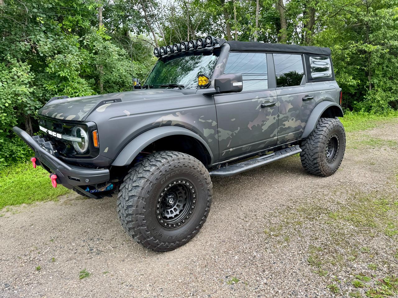 2021 Ford Bronco Outer Banks Advanced 4x4 Lifted | Whipple Tuned Photo