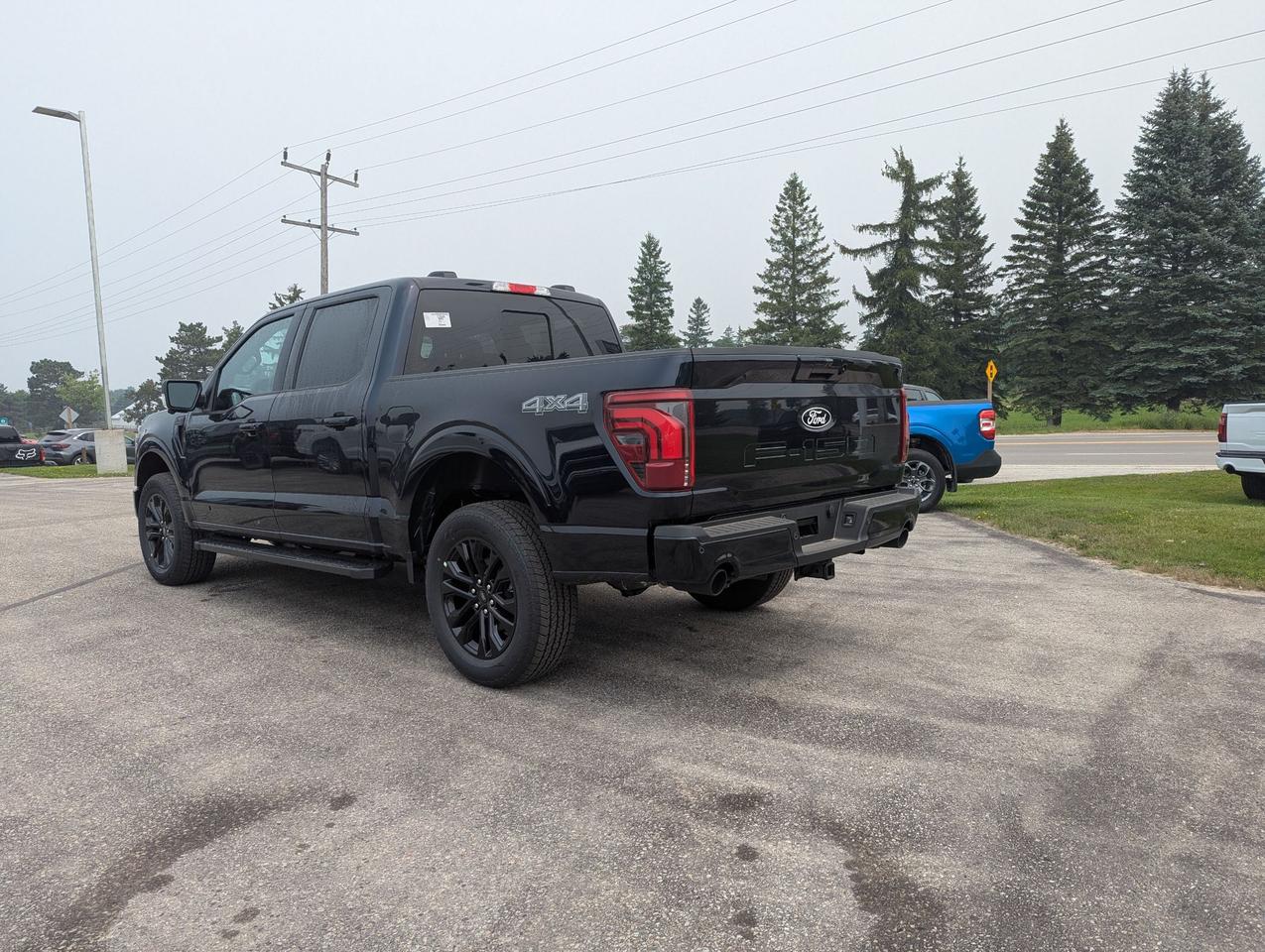 2026 Ford F-150 Lariat Supercrew Hybrid 501A 4x4 Photo3