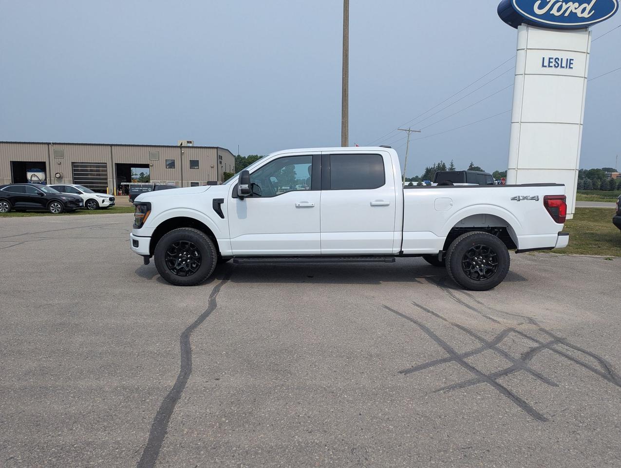 2026 Ford F-150 XLT SuperCrew 302A Long Box 4x4 Photo2