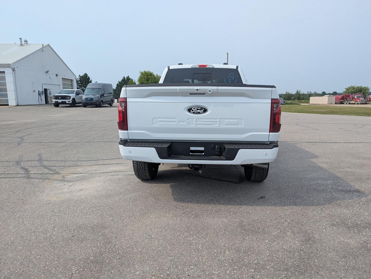 2026 Ford F-150 XLT SuperCrew 302A Long Box 4x4 Photo4