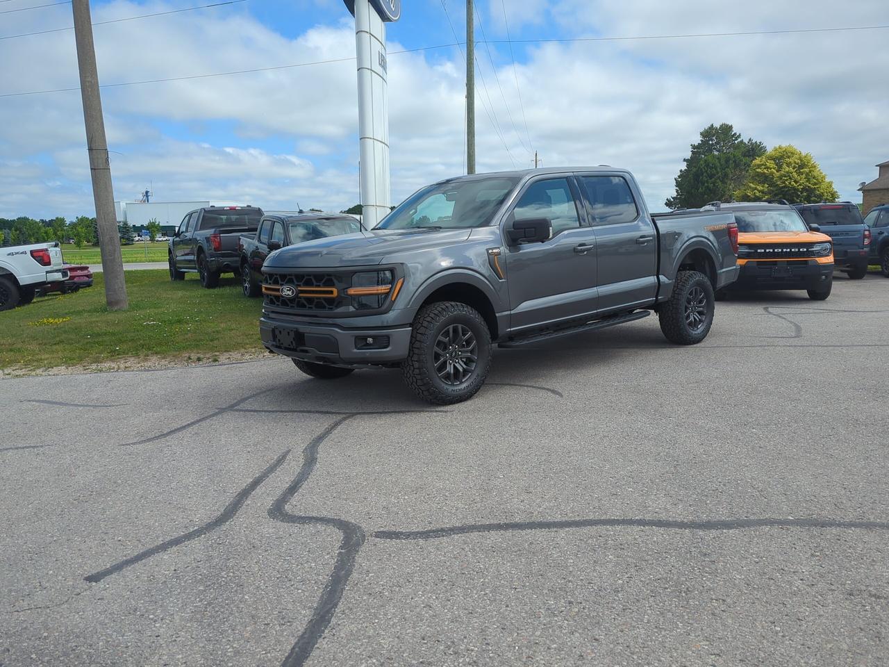 2026 Ford F-150 Tremor SuperCrew 401A 4x4 Photo0