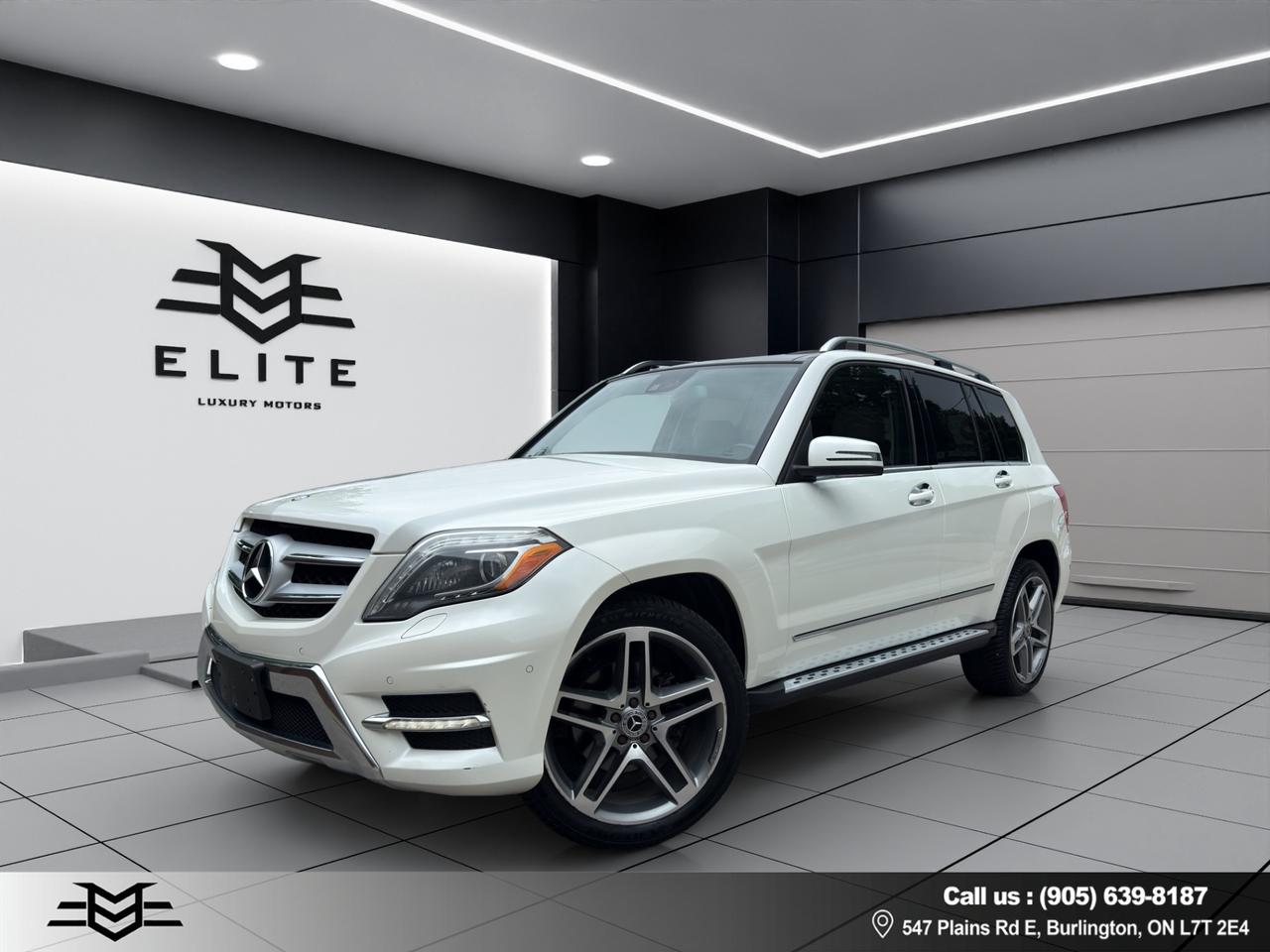 2013 Mercedes-Benz GLK-Class GLK 350 4MATIC - Amg Pkg - Moonroof - Leather !!! Photo2