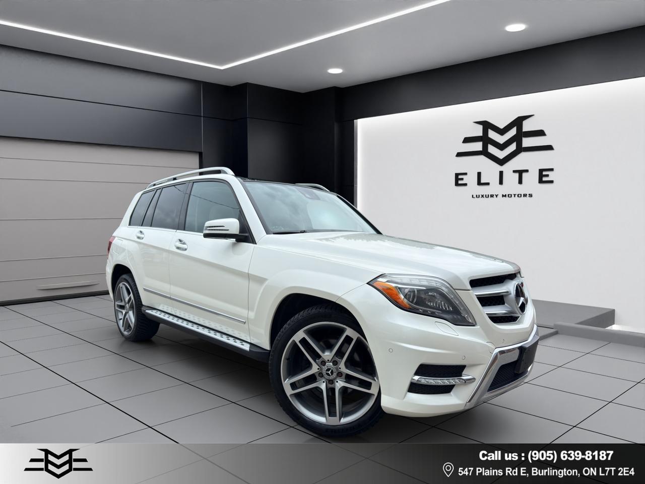 2013 Mercedes-Benz GLK-Class GLK 350 4MATIC - Amg Pkg - Moonroof - Leather !!! Photo