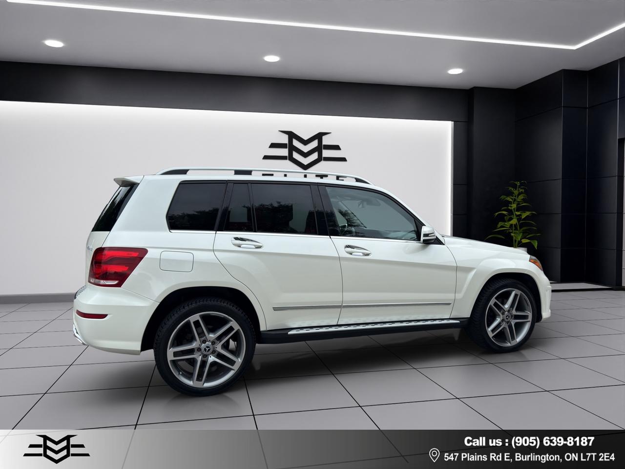 2013 Mercedes-Benz GLK-Class GLK 350 4MATIC - Amg Pkg - Moonroof - Leather !!! Photo
