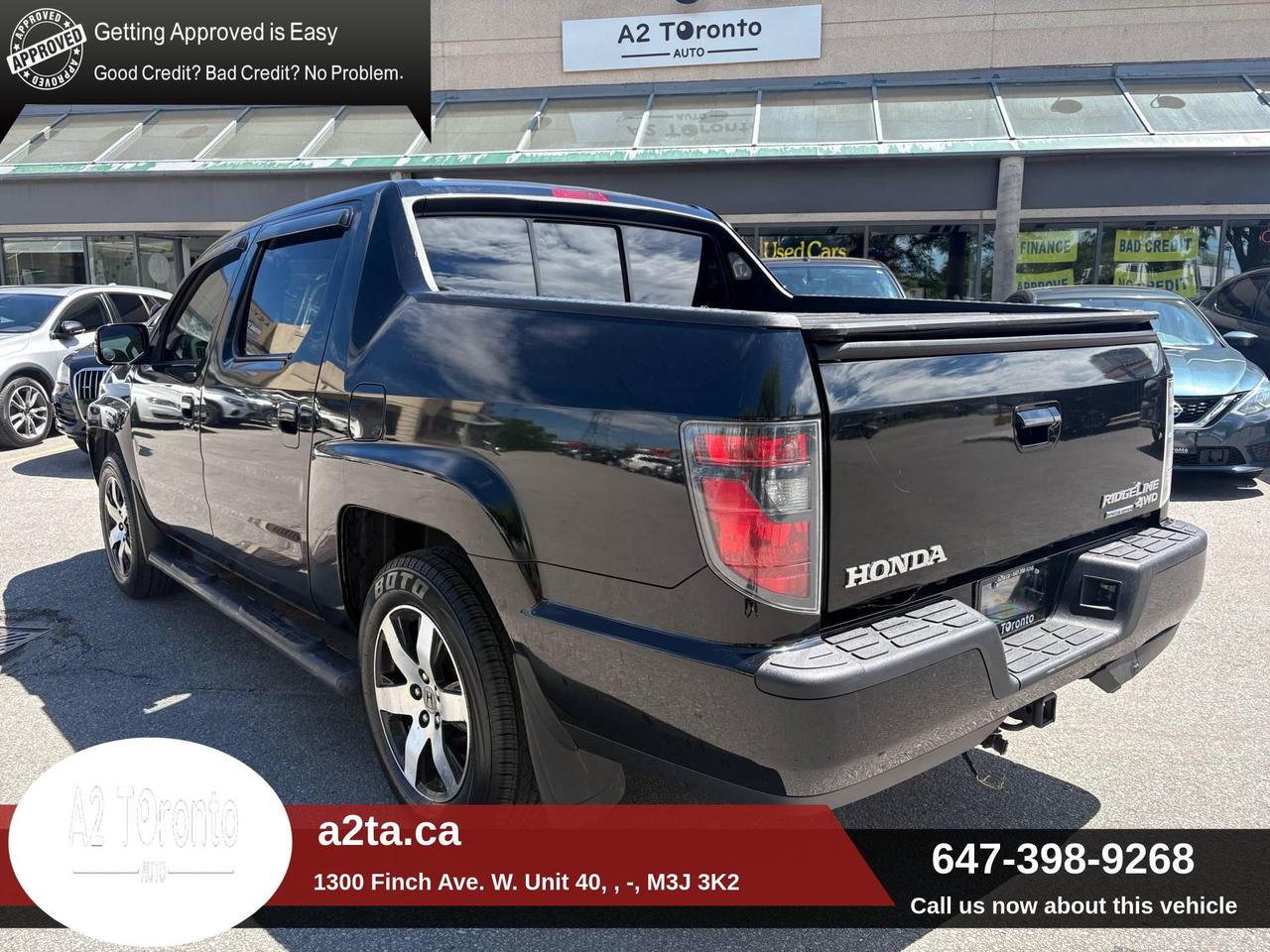 2014 Honda Ridgeline Special Edition Photo4