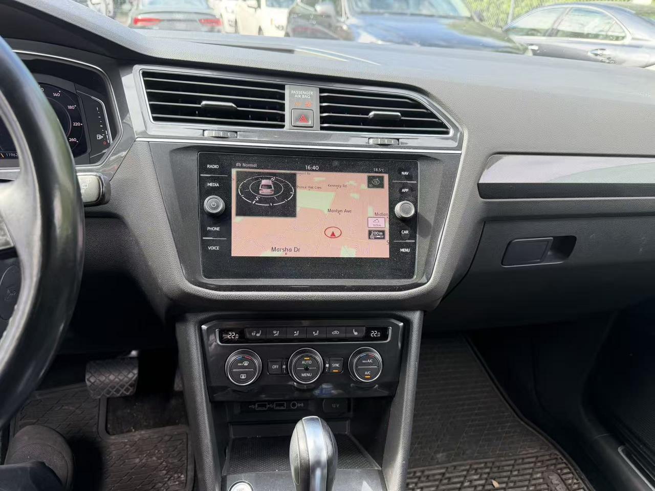 2019 Volkswagen Tiguan Highline 4MOTION Photo