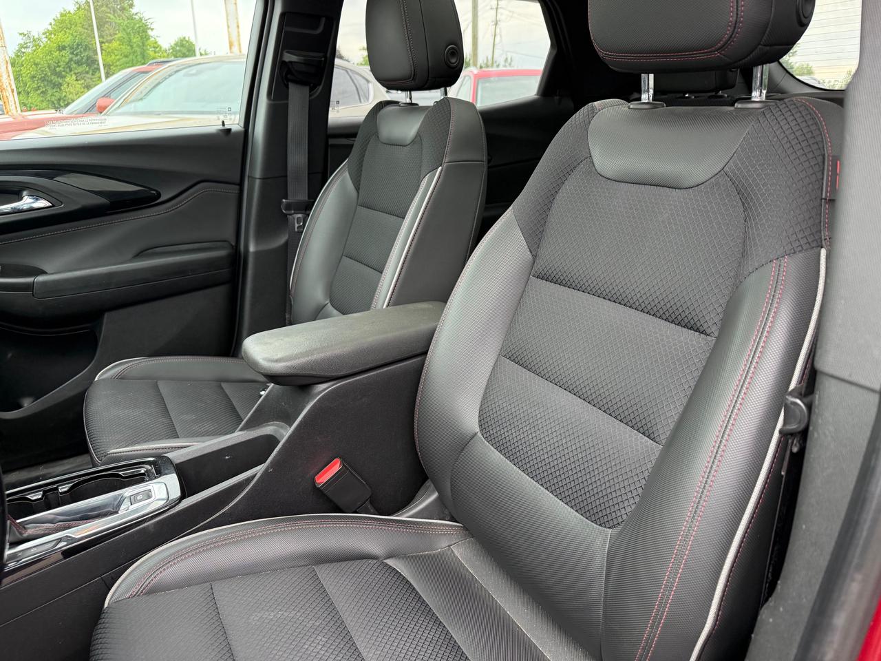 2021 Chevrolet TrailBlazer RS Panoramic Roof! AutoStart! Photo