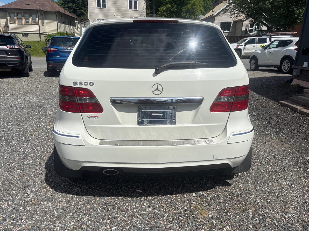 2010 Mercedes-Benz B-Class B200 Photo3